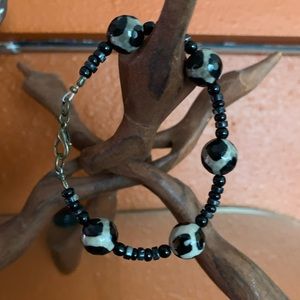 Black & tan bead bracele